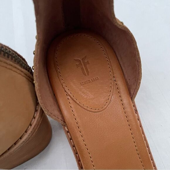 FRYE Women's Brielle Deco Back Zip Sandal Sand Oiled Nubuck size 10 - Picture 3 of 12